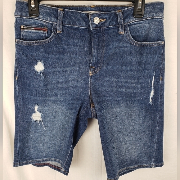 Tommy Hilfiger Blue Distressed Dark Washed Jean Shorts Sz 8 - Picture 1 of 9